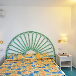 Maria Luigia ** Amalfi